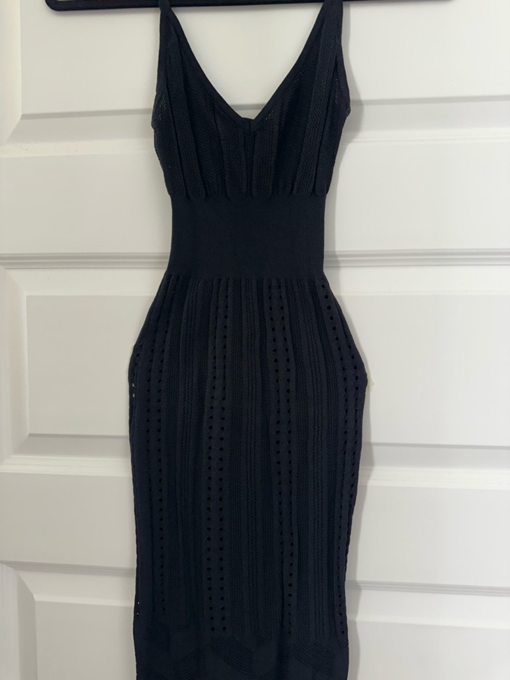 Black Sleeveless Knit Midi Dress - Elegant Bodycon Style